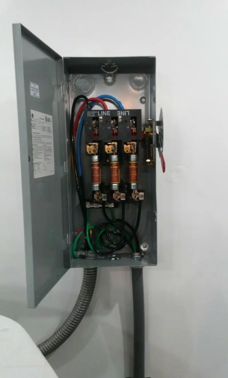 Three-phase disconnect switch installed for Electrical Wiring & Rewiring in Unity